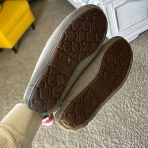 Grey Ugg Ansley moccasin slippers sz 7